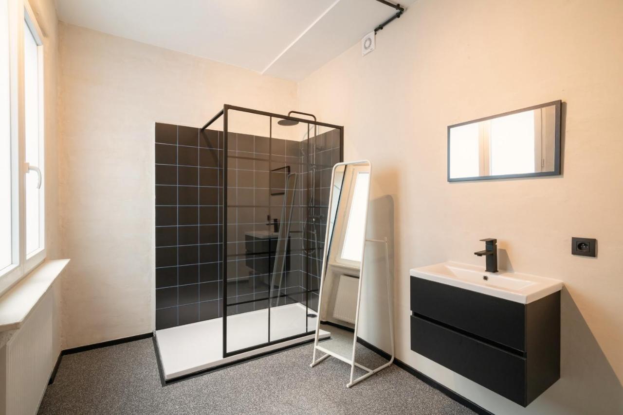Two-Bedroom Apartments In The Heart Of Antwerpen Kültér fotó