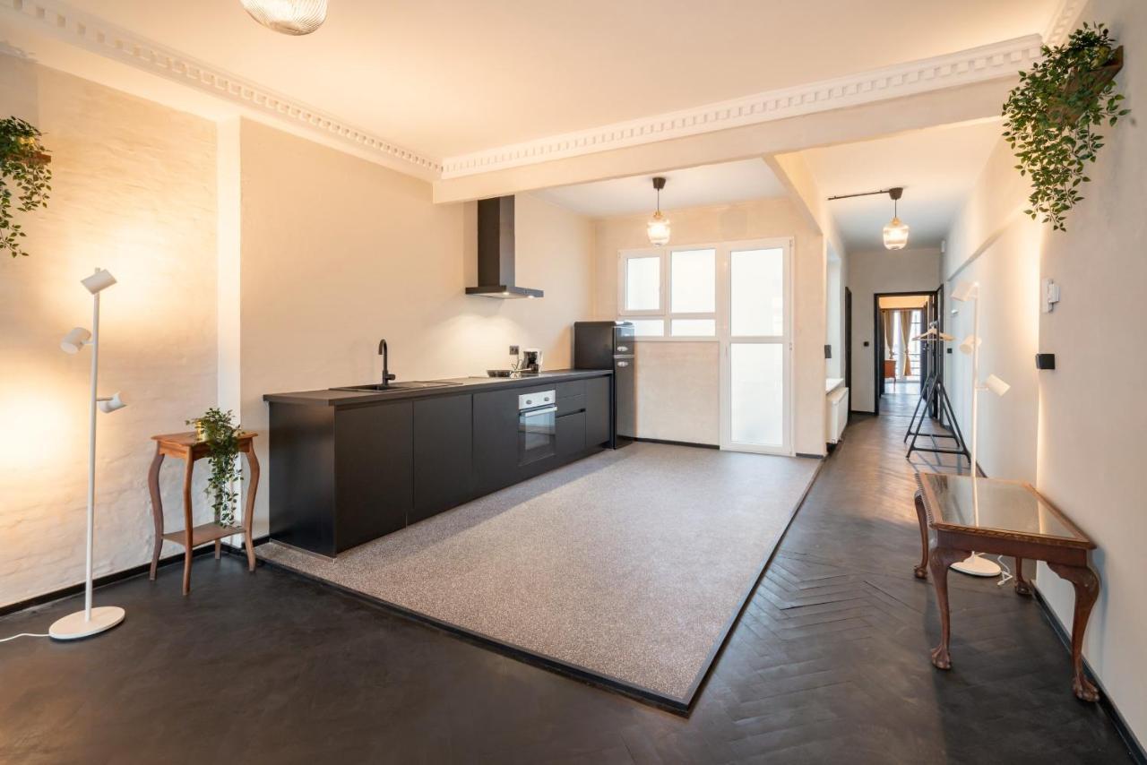 Two-Bedroom Apartments In The Heart Of Antwerpen Kültér fotó