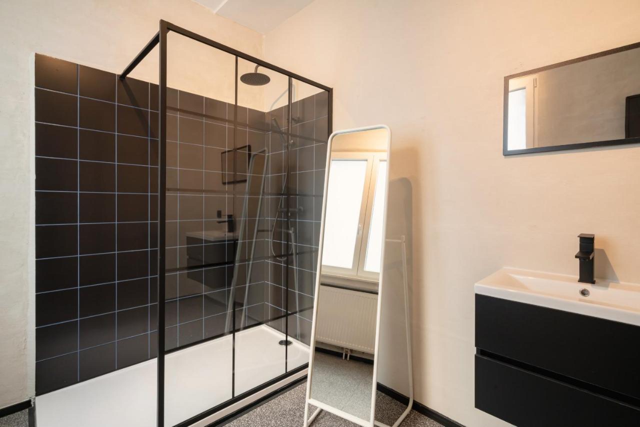 Two-Bedroom Apartments In The Heart Of Antwerpen Kültér fotó