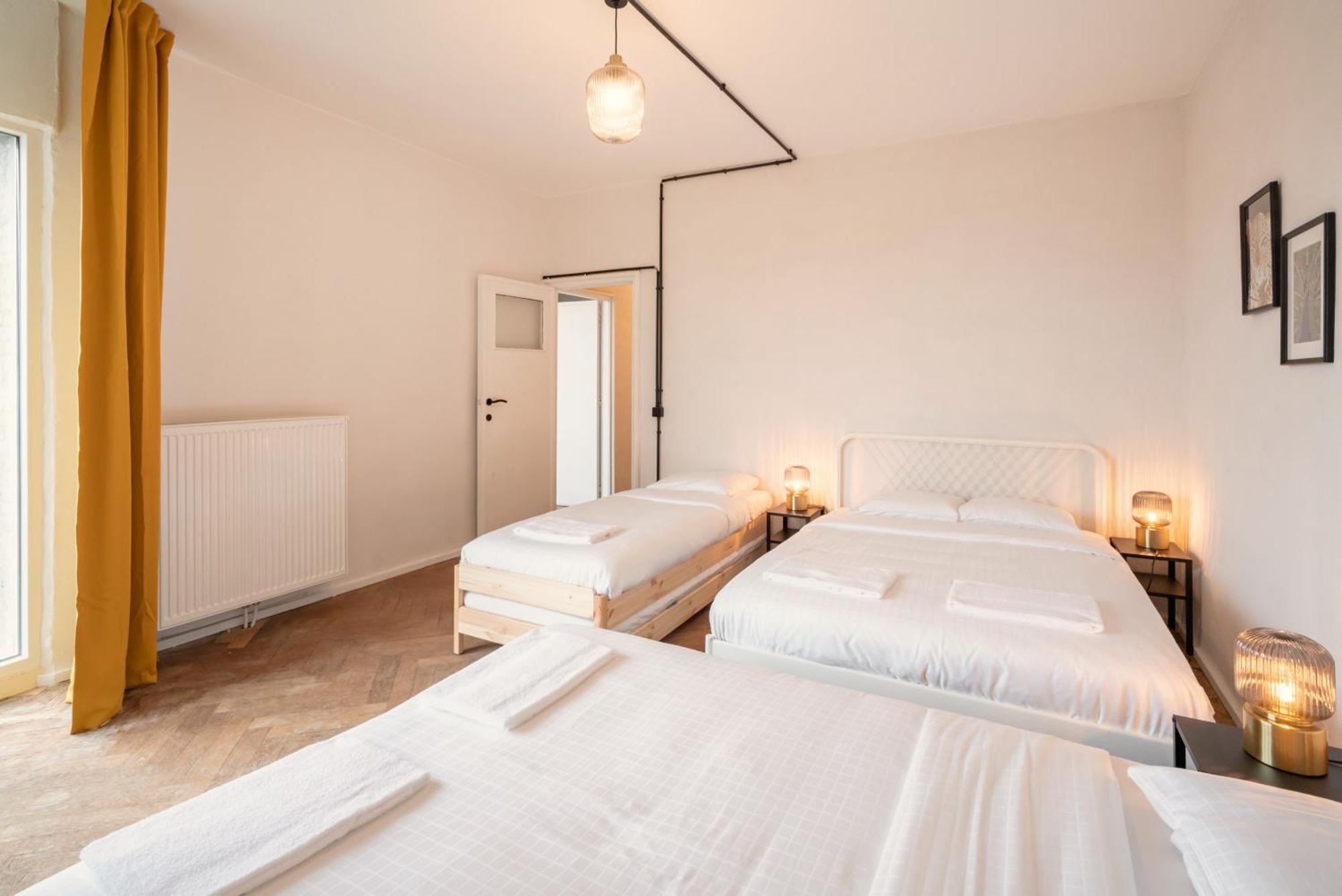 Two-Bedroom Apartments In The Heart Of Antwerpen Kültér fotó