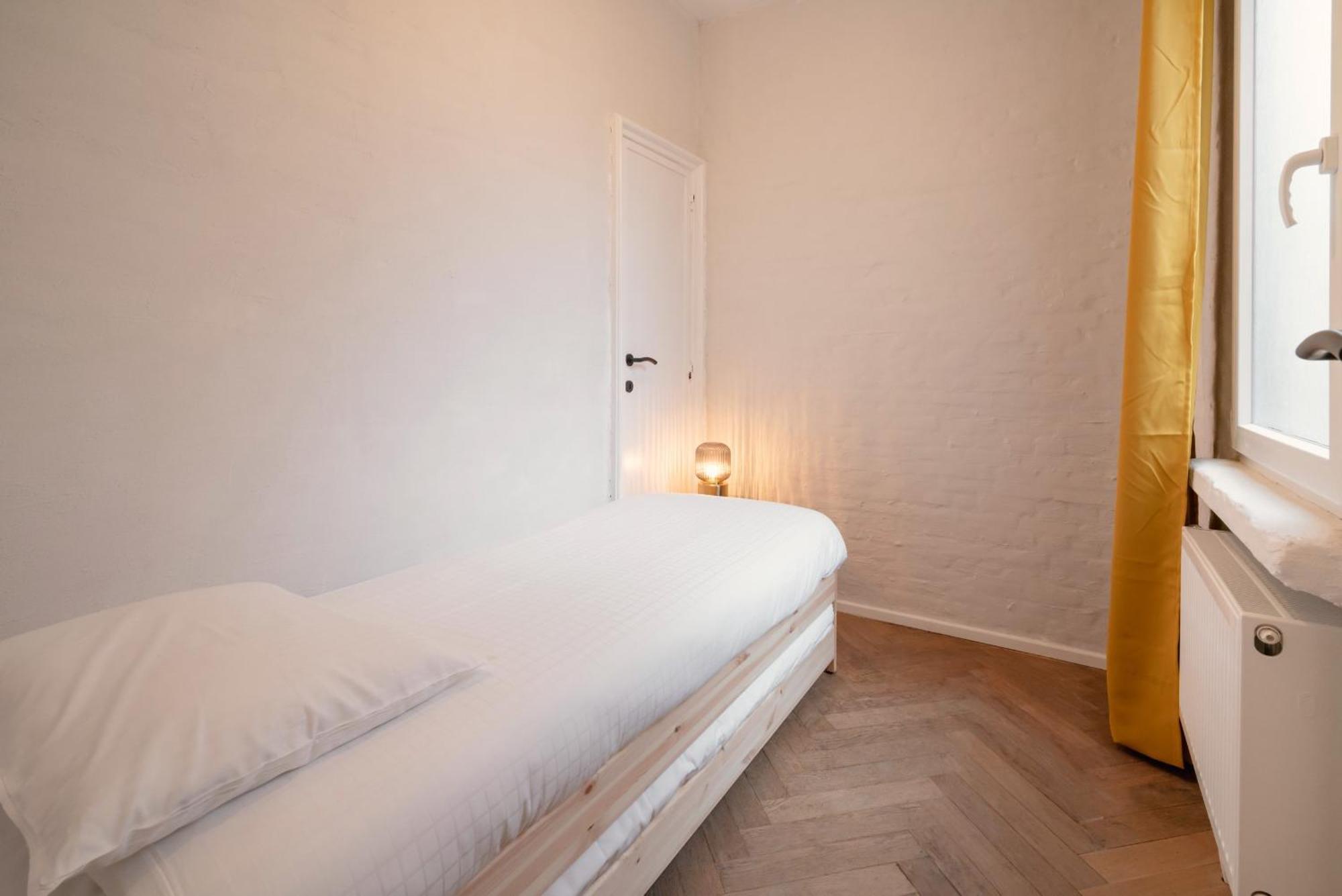 Two-Bedroom Apartments In The Heart Of Antwerpen Kültér fotó