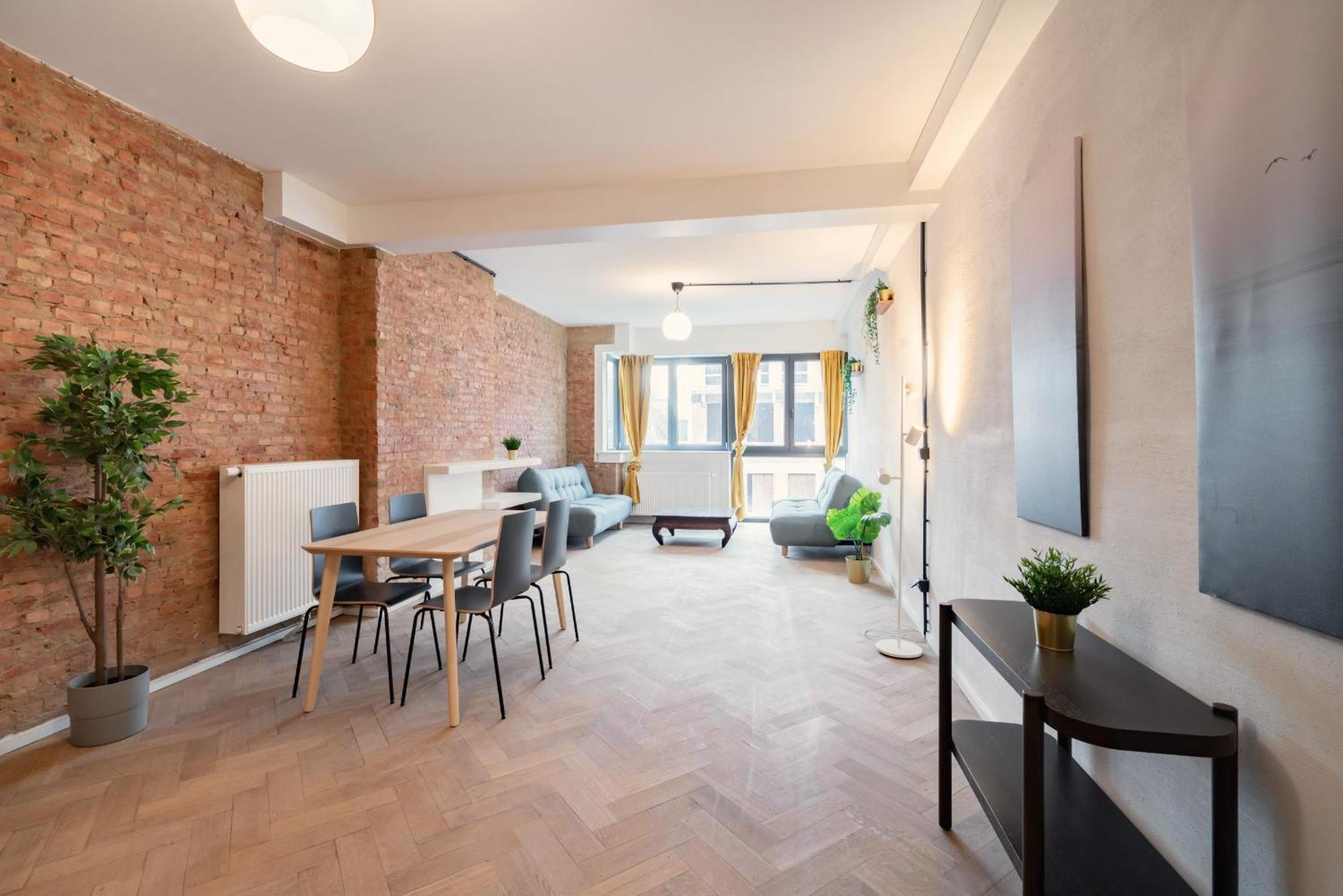 Two-Bedroom Apartments In The Heart Of Antwerpen Kültér fotó