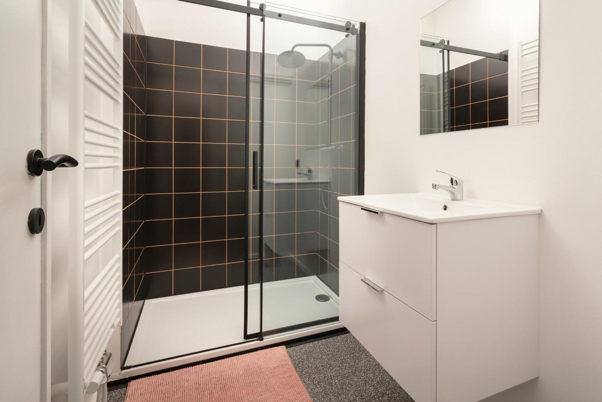 Two-Bedroom Apartments In The Heart Of Antwerpen Kültér fotó