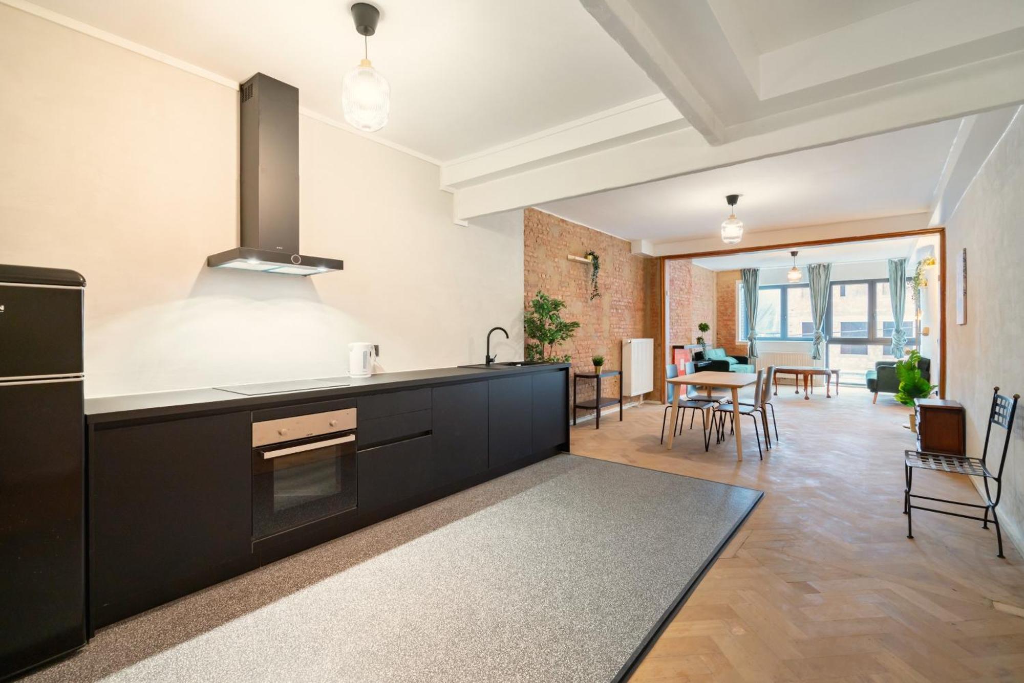 Two-Bedroom Apartments In The Heart Of Antwerpen Kültér fotó